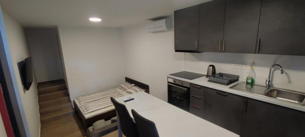 Studio Malinska, 30M From The Beach Exterior photo